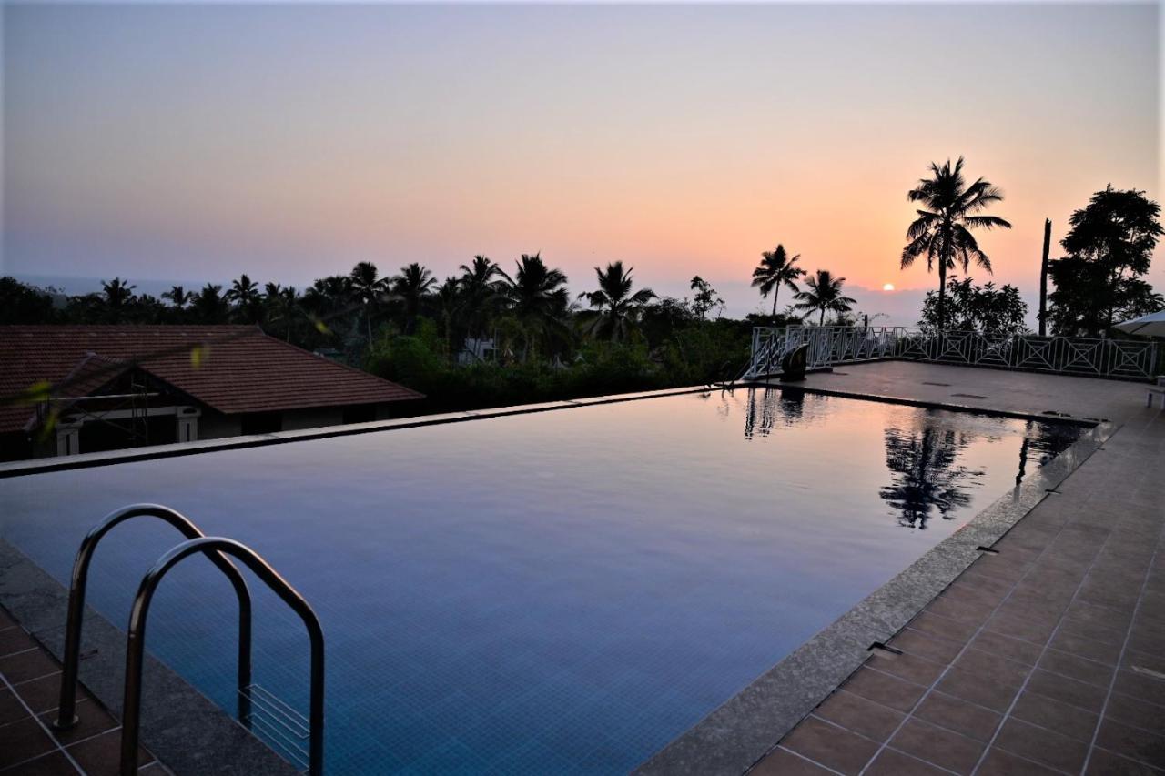 Aadisaktthi Leisure Resort, Kovalam تريفِندرم المظهر الخارجي الصورة